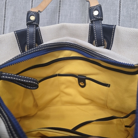 Dooney and Bourke  Nylon Leather Shopper Tote Bag Lined Handles Large - Picture 5 of 15